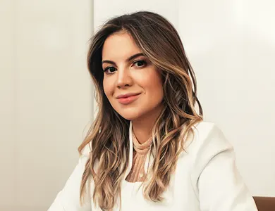 Dra. Flvia Freitas Dermatologia e Tricologia