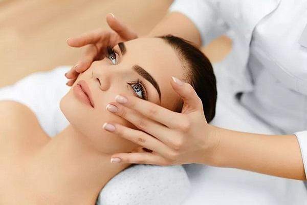 Harmonização Facial: rejuvenesça com procedimentos estéticos avançados!